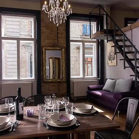Walnuttree Loft Style Prestige Apartment